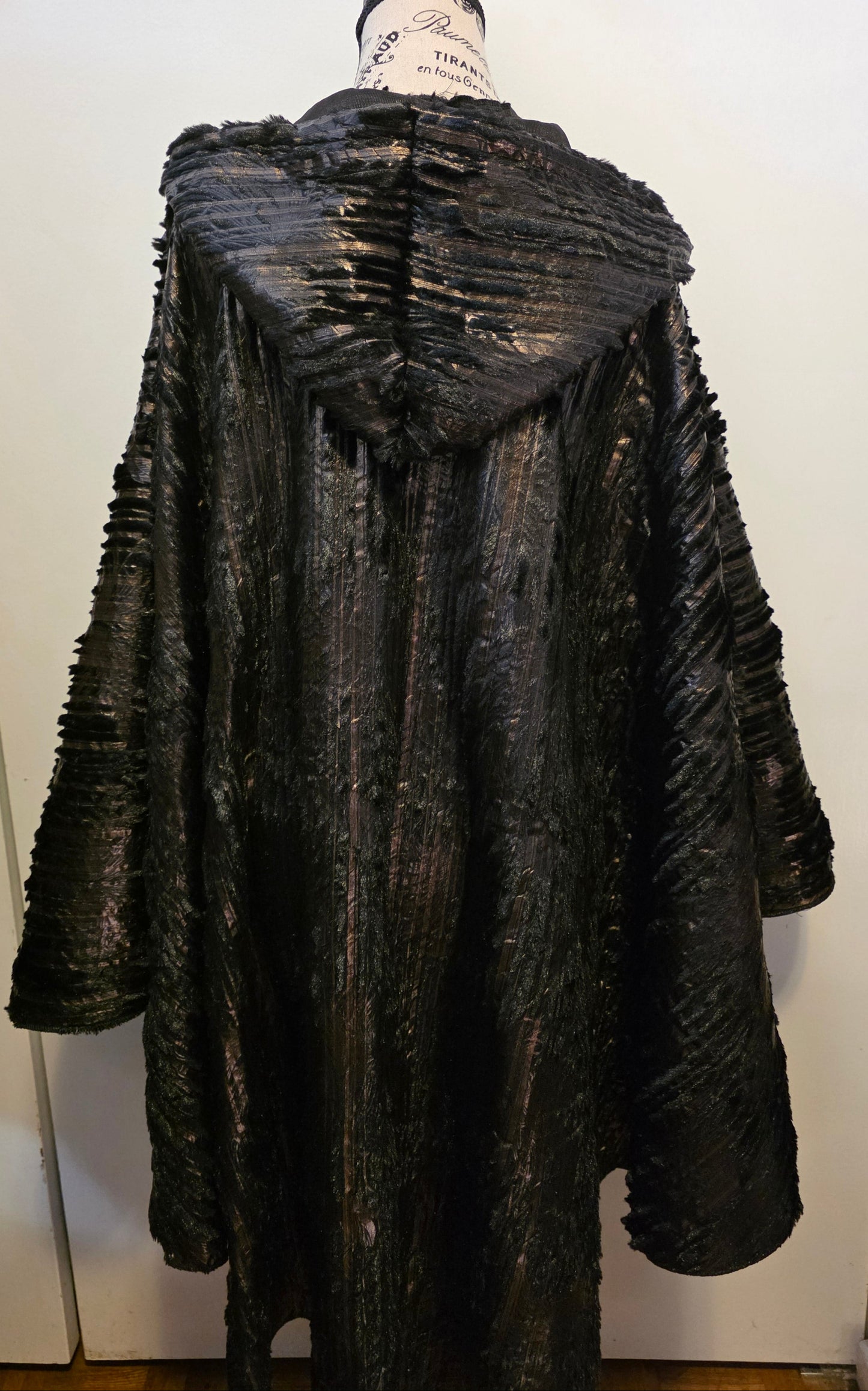 Cape Black and Copper -Faux Fur
