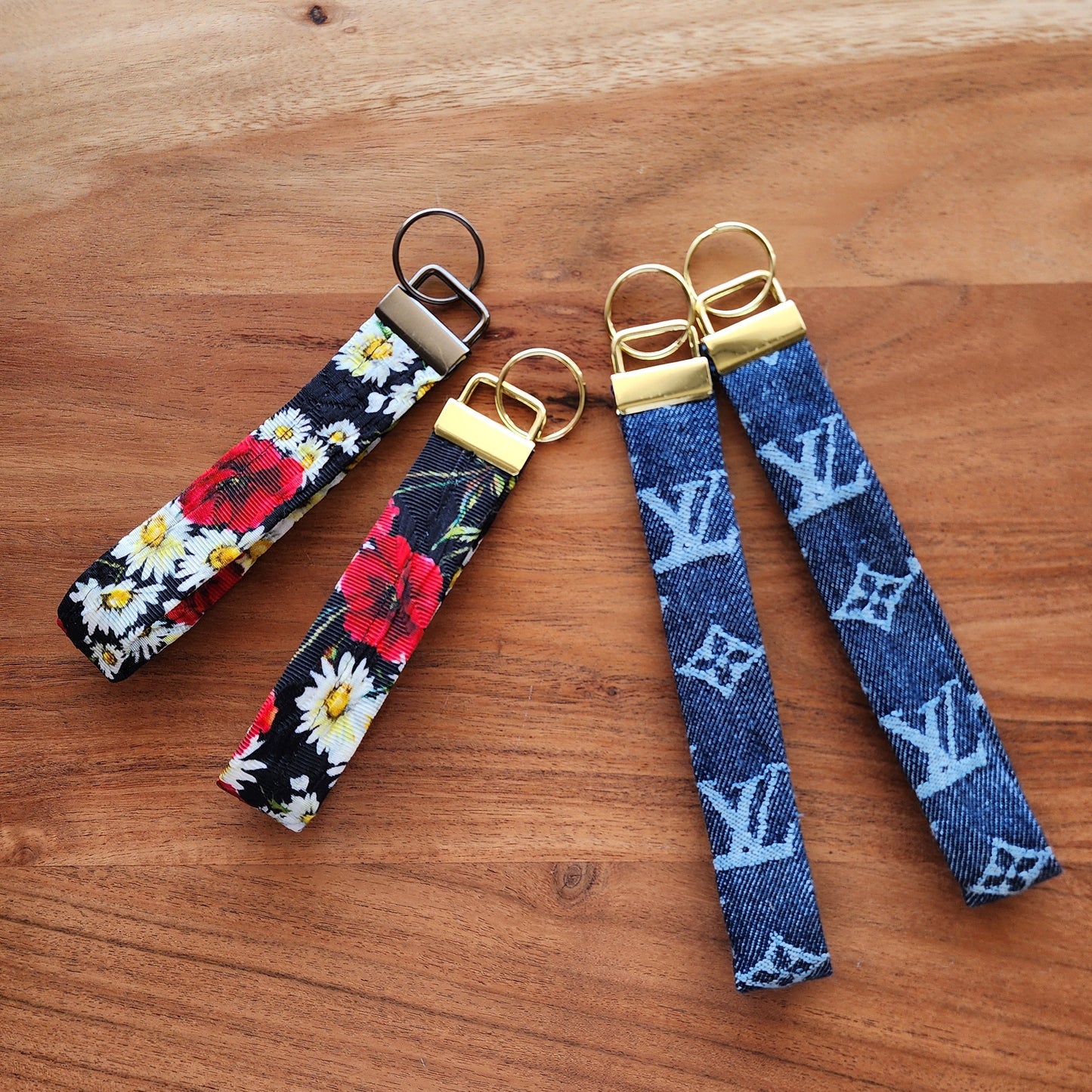 Designer Logo Bag tag - Logo