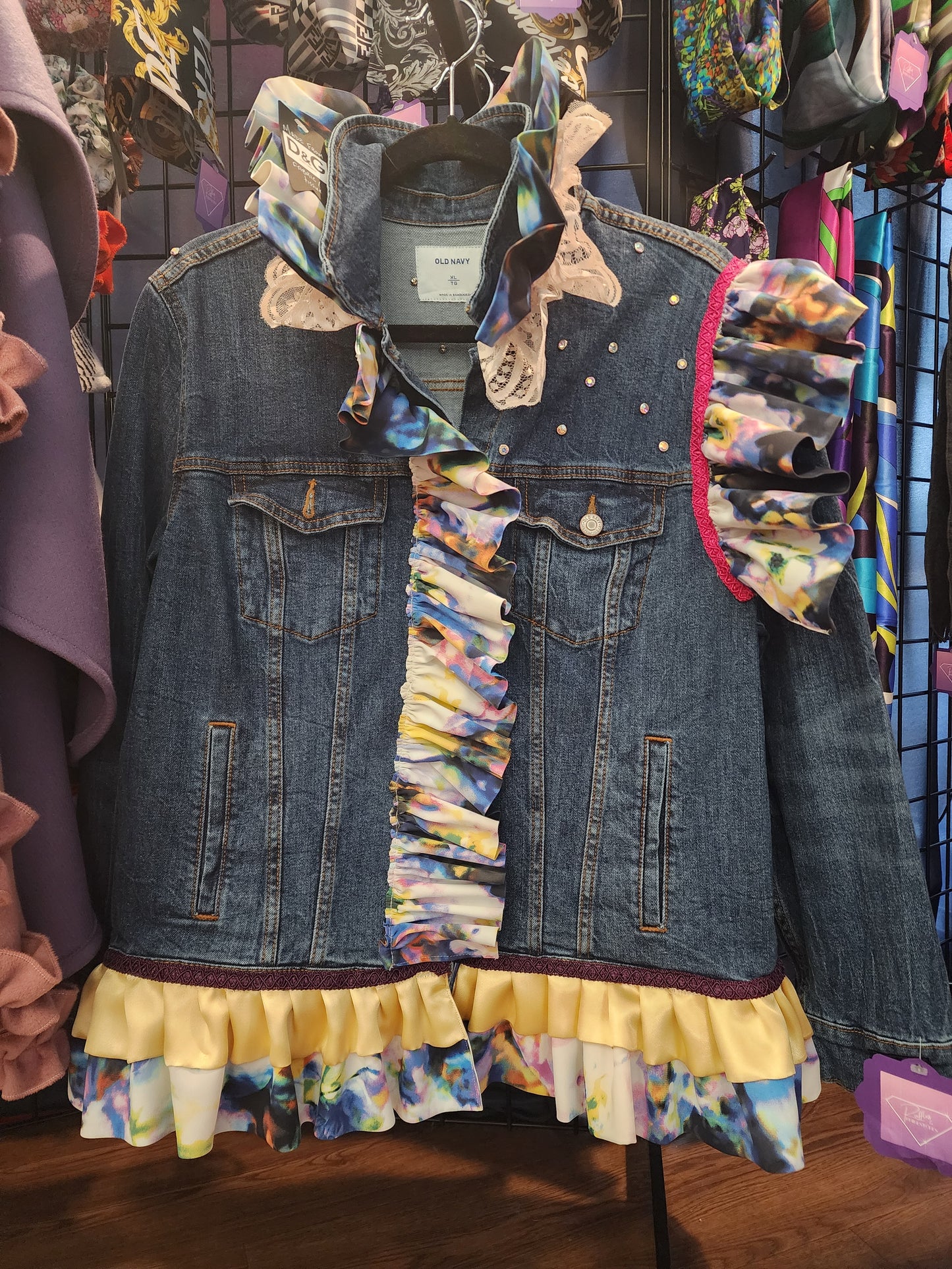 Jean Jacket, embellishments 