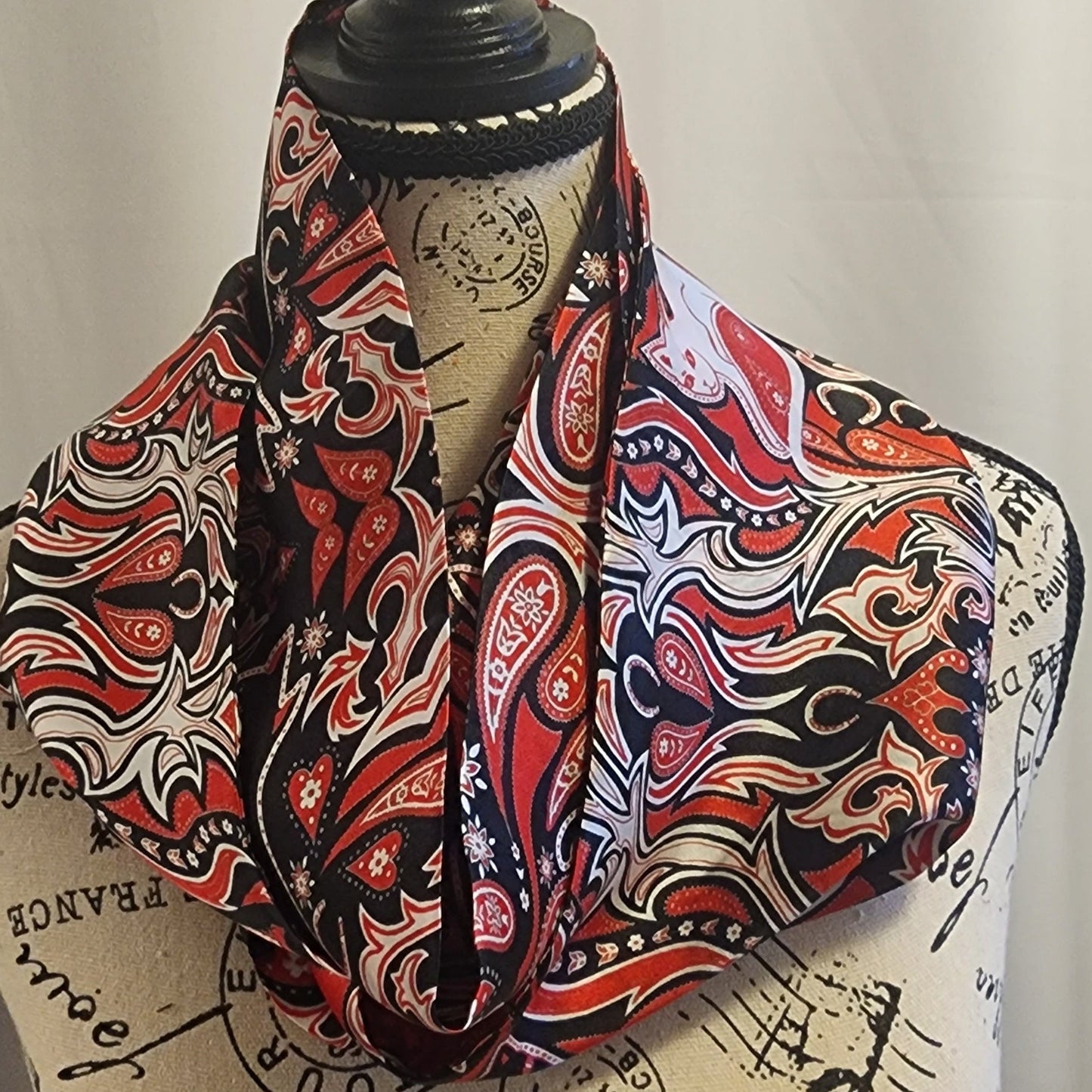 Cavelli silk scarf in black white and red with cats and paisley pattern, authentic designer scarf in 100% silk