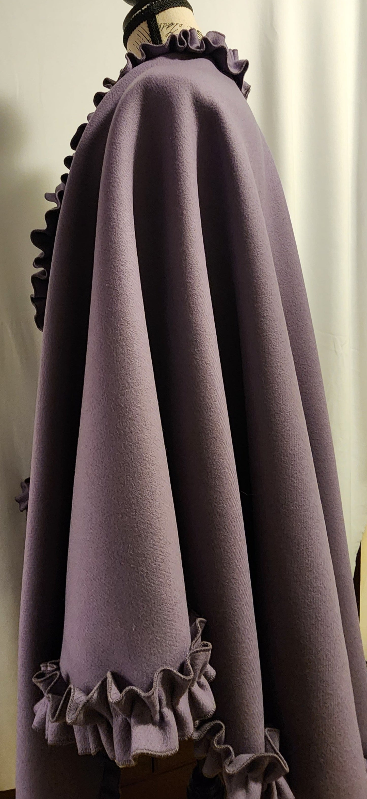 Cape -Mauve Wool & Cashmere blend, with ruffles