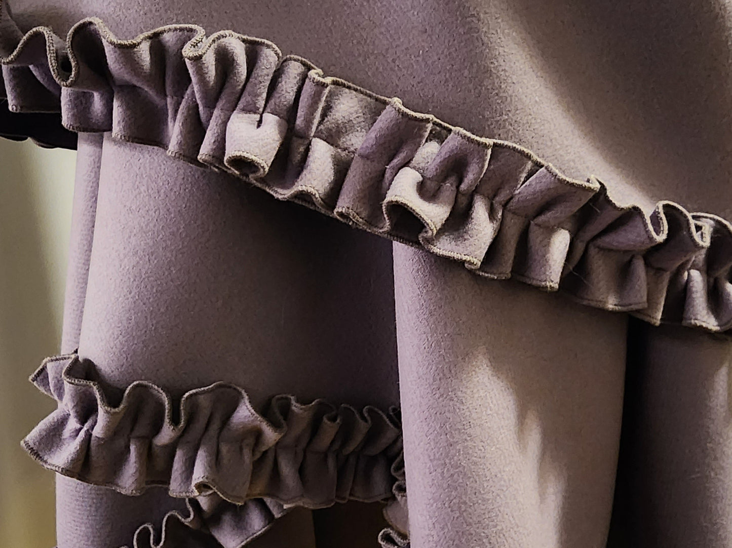 Cape -Mauve Wool & Cashmere blend, with ruffles